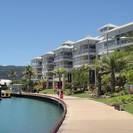 Ferienwohnung Boathouse Port Of Airlie Airlie Beach Exterior foto